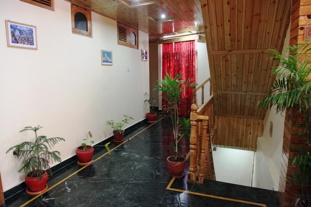 Hotel Naggar Delight Nagar Kültér fotó